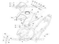 VERKLEIDUNG TANKHAUBE